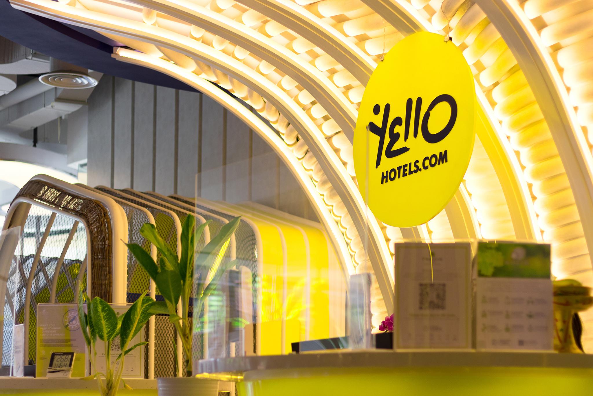 Yello Hotel Kuta Beachwalk Bali Kültér fotó